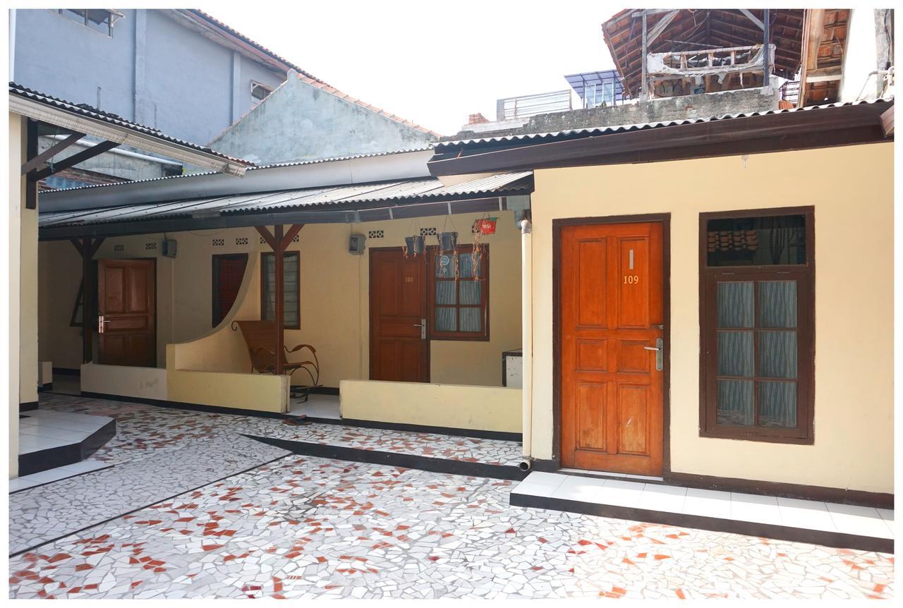 Budi House & Food Station Μπαντούνγκ Εξωτερικό φωτογραφία