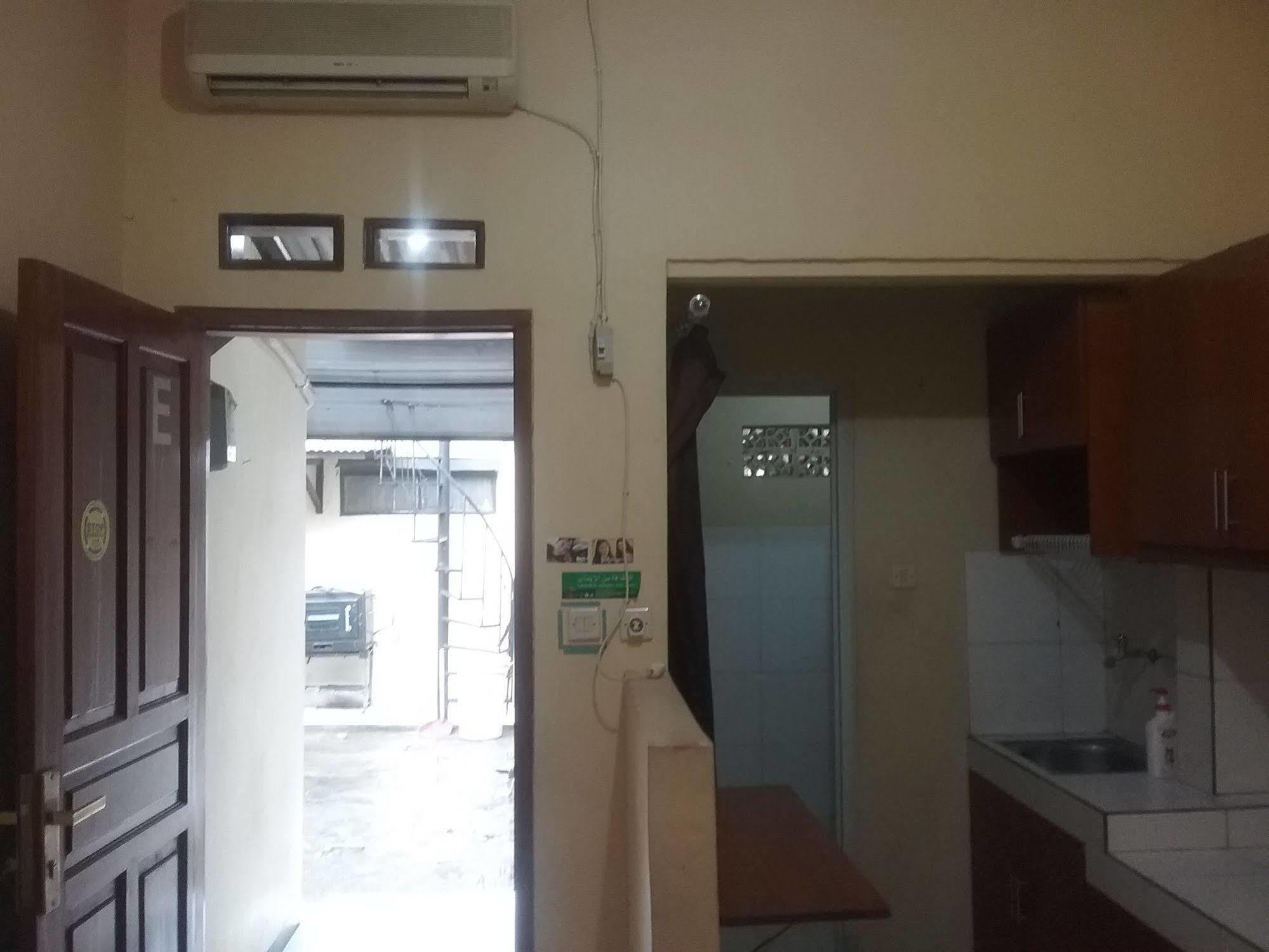 Budi House & Food Station Μπαντούνγκ Εξωτερικό φωτογραφία